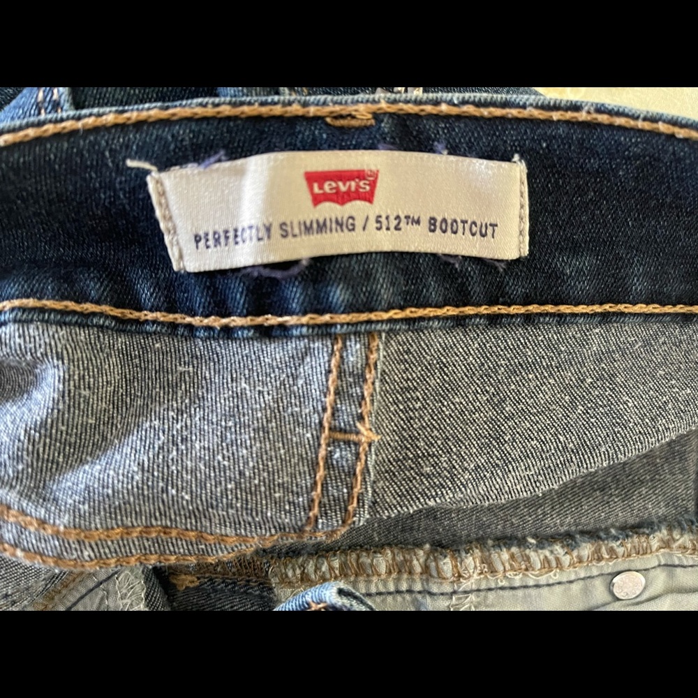 Levi jeans - Picture 3 of 4